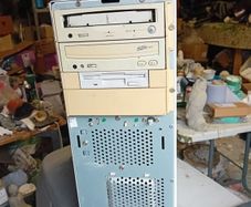 Vintage Gateway desktop
