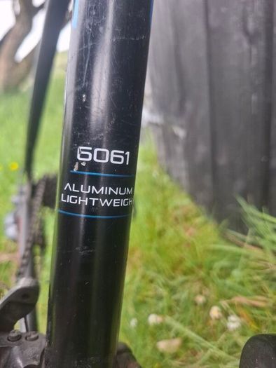 Vercelli Elite Road Bike