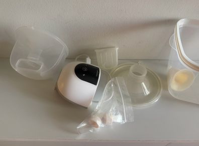Momcozy Wearable Electric Breast Pump