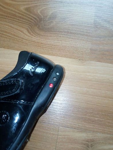 Girls clarks shoes junior 7.5f
