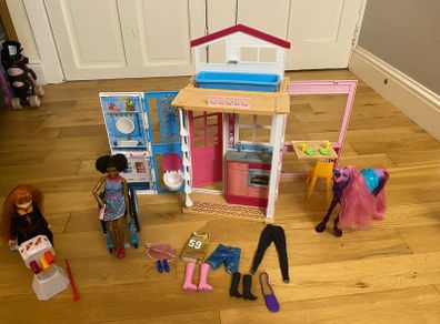Barbie House Playset with Dolls