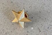 Pin Badge Italian Army officer year 1994