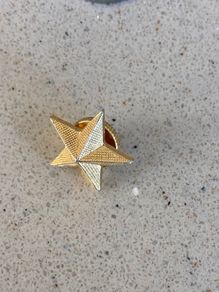 Pin Badge Italian Army officer year 1994