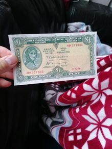 1974 Ireland One Pound Banknote