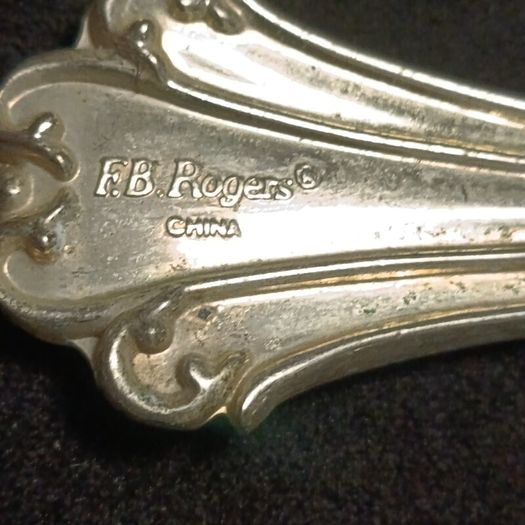 F.B. Rogers American Chippendale silver-plated cutlery set