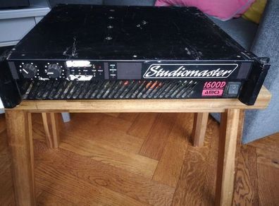 1600w Studiomaster 1600D Power Amplifier