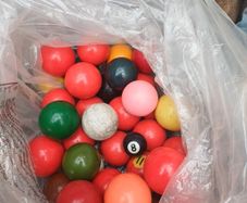 Snooker balls