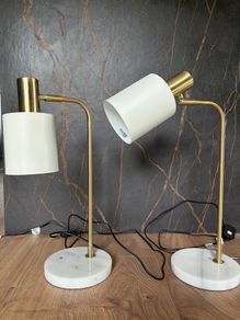 2 Desk lamps