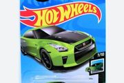 Hot Wheels Nissan G T R New On Card