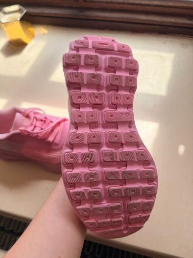 ALO runner trainers