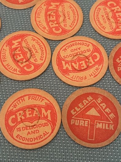 20 Vintage Cream pot Caps