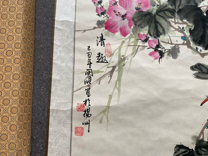 Vintage Chinese Traditional Scroll Watercolor Painting Birds Silk