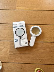 magnifying glass