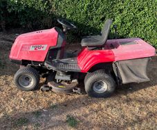 Ride on mower