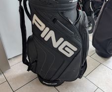Rare Authorized ping fitter tour bag