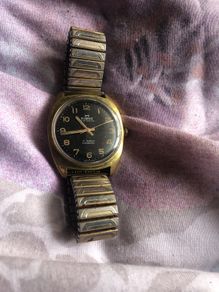 vintage watch pier port