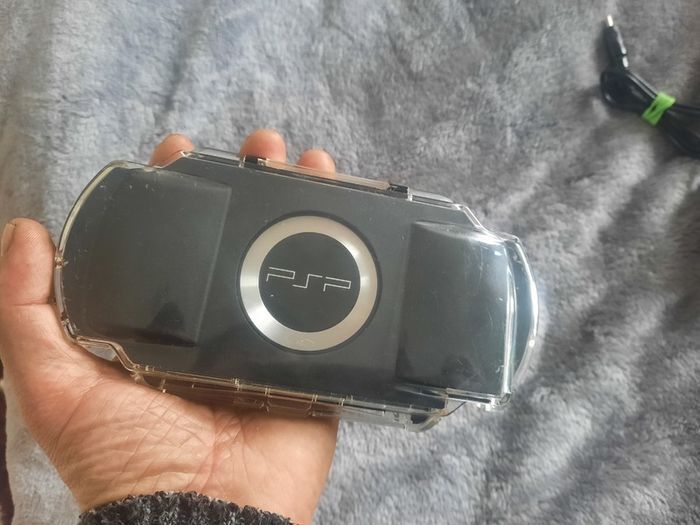 Sony Psp, case, charger, games