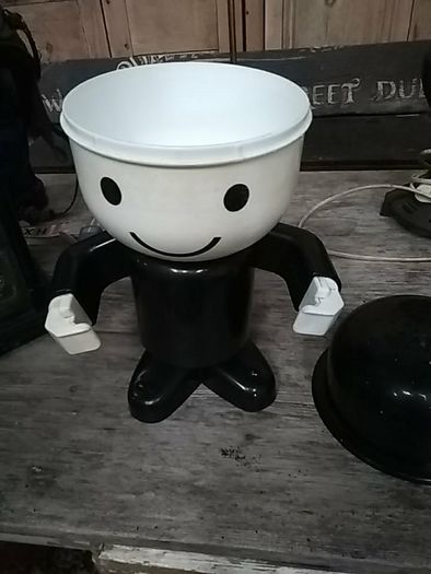 Vintage Flour Fred