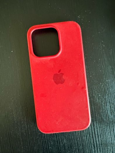 Bundle of 5 iPhone 14 Pro cases silicone and leather