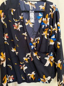 New Pieces Blouse