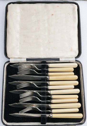 Vintage Sheffield Silver Plated Fish Flatware Serving Set in Original Box