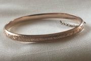 9ct gold victorian hinged bangle 6.2g 9k