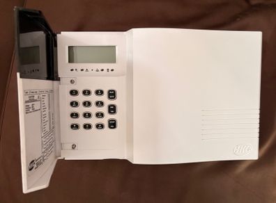 HKC Quantum 70 Wireless Alarm System + 3 PIRs, 2 Fobs & Manuals (Engineer Code Included)