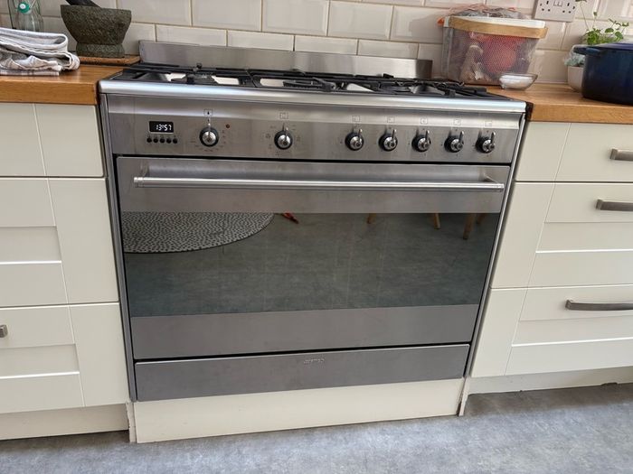 Smeg cooker freestanding 90cm