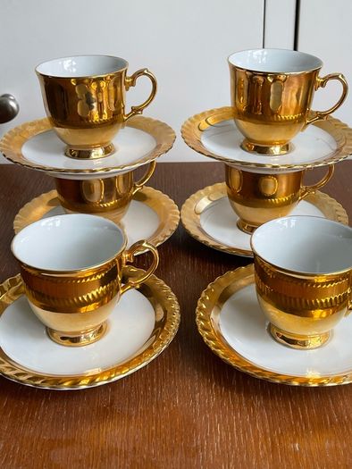 Gold coffee cup and saucer by TK Thun