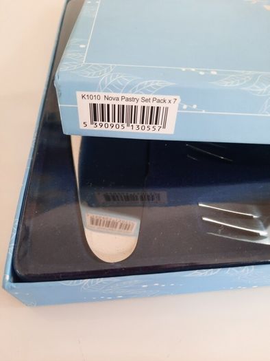 Newbridge Nova Pastry Set