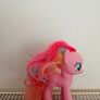 My Little Pony 2010 Pinkie Pie Rainbow Hair, Star Eyes Image 3
