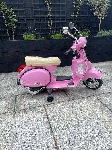 kids 12v ride on Vespa
