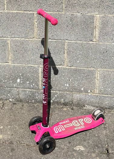 Micro Scooter Maxi Pink