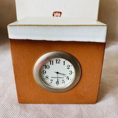 Stephen Pearce Cube Clock