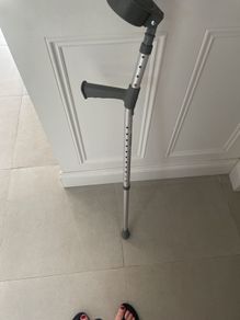 One child crutch