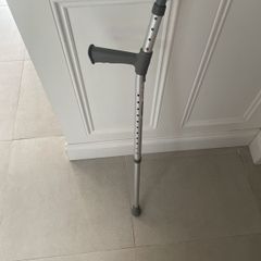 One child crutch