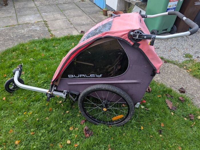 Burley Bike Trailer Honey Bee