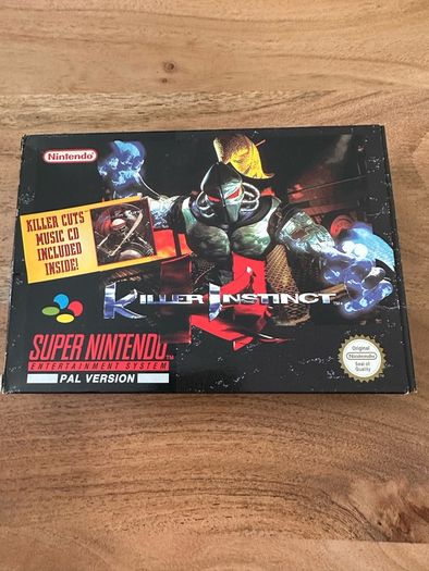 Super Nintendo retro console + games Mario