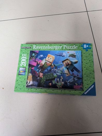 Ravensburger Puzzle 8+ Minecraft.