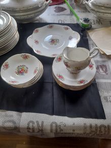 13 Piece Set of Rose Pattern Royal Tara