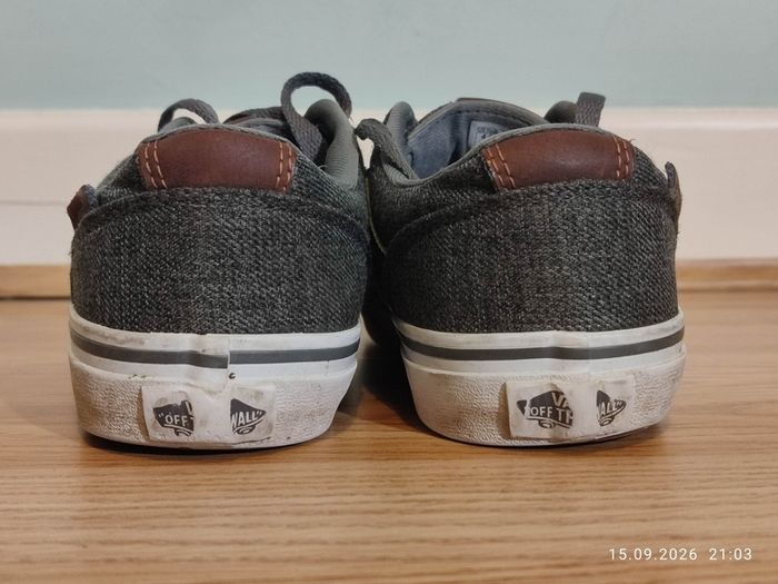 Original Vans Grey Sneakers Style 721356