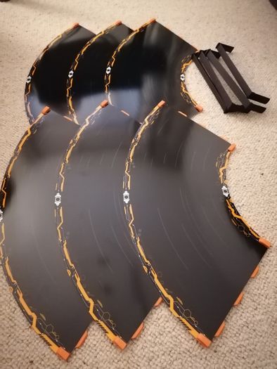 ANKI OVERDRIVE starter kit and add-ons