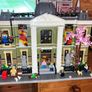 Lego Natural History Museum 10326 Image 4