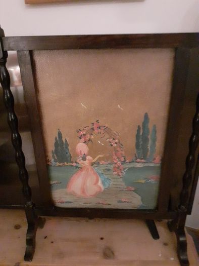 Antique fire guard.