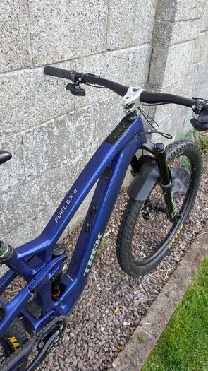Trek fuel exe medium custom