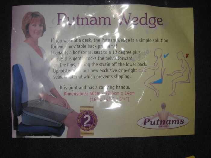 Seat wedge cushion