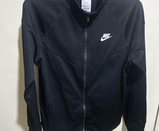 nike top size XL boy