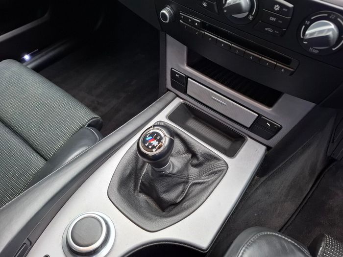 2008 BMW 520d Msport manual