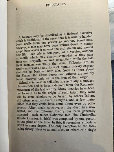 Storytelling In Irish Tradition. Scealaiocht In Eirinn. By Sean O Suilleabhain. First Edition Paperback Booklet 54 Pages. In Good Condition.  See Photos For Same.