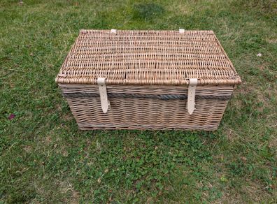 Wicker basket
